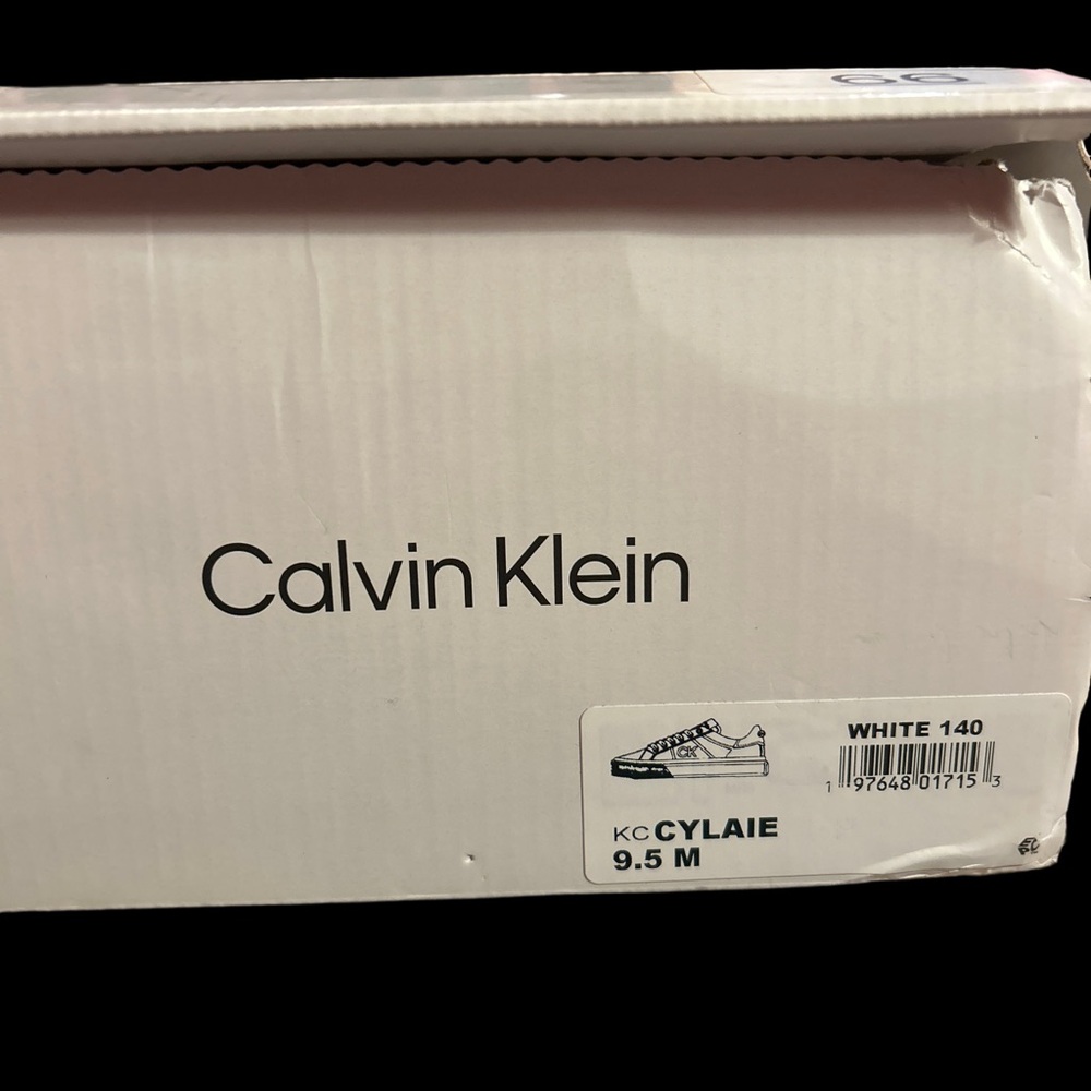 NIB Calvin Klein white vegan leather‎ Cylaie sneaker. Size 9.5 - Picture 7 of 9